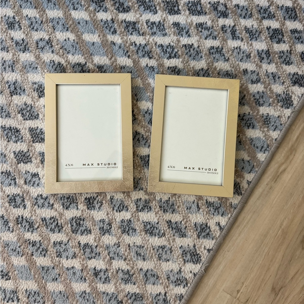 Max Studio Chic Gold Picture Frames 4x6